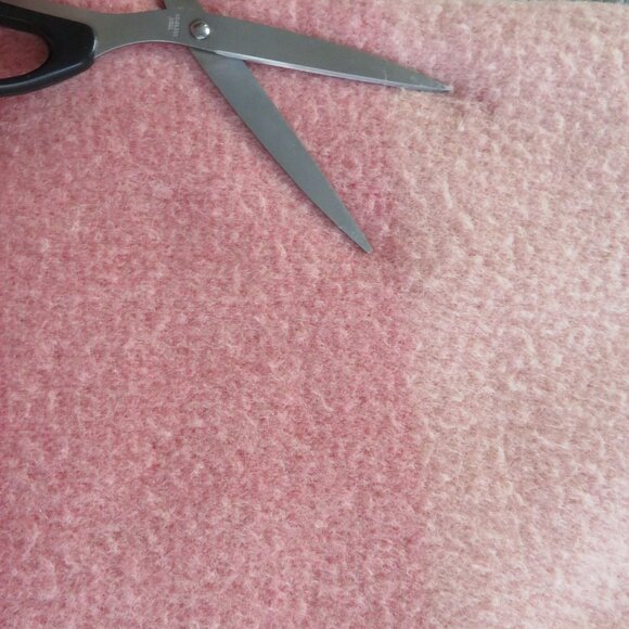 Vintage St. Marys Twin Wool Blanket Pink Hombre with Satin Trim 68" X 91" - Picture 9 of 11